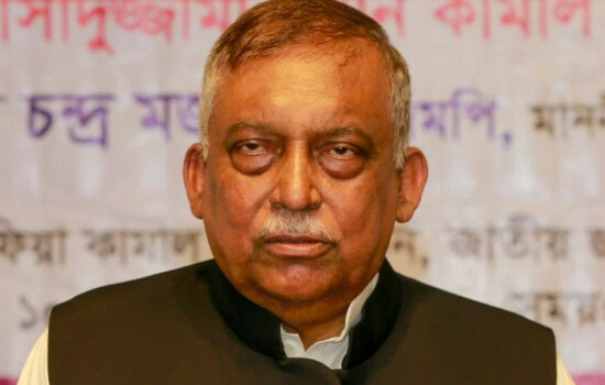 আসাদুজ্জামান খান কামালের ফাঁসির আদেশের রায় ঘোষণা করেছেন আন্তর্জাতিক অপরাধ ট্রাইব্যুনাল