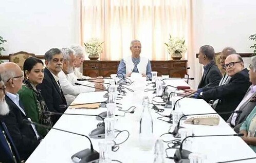 যমুনায় উপদেষ্টা পরিষদের বিশেষ বৈঠক: খালেদা জিয়াকে ভিভিআইপি ঘোষণা