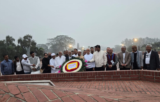 তারেক রহমানের পক্ষে জাতীয় স্মৃতিসৌধে বীর শহিদদের প্রতি শ্রদ্ধা