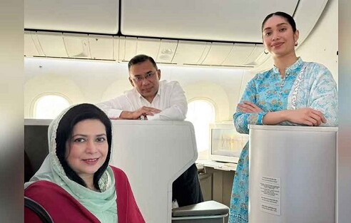 ১৭ বছর পর দেশে ফিরলেন তারেক রহমান, ঢাকায় পৌঁছালেন বিএনপির ভারপ্রাপ্ত চেয়ারম্যান