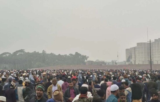 জানাজার জন্য খুলে দেওয়া হলো দক্ষিণ প্লাজার প্রবেশ পথ