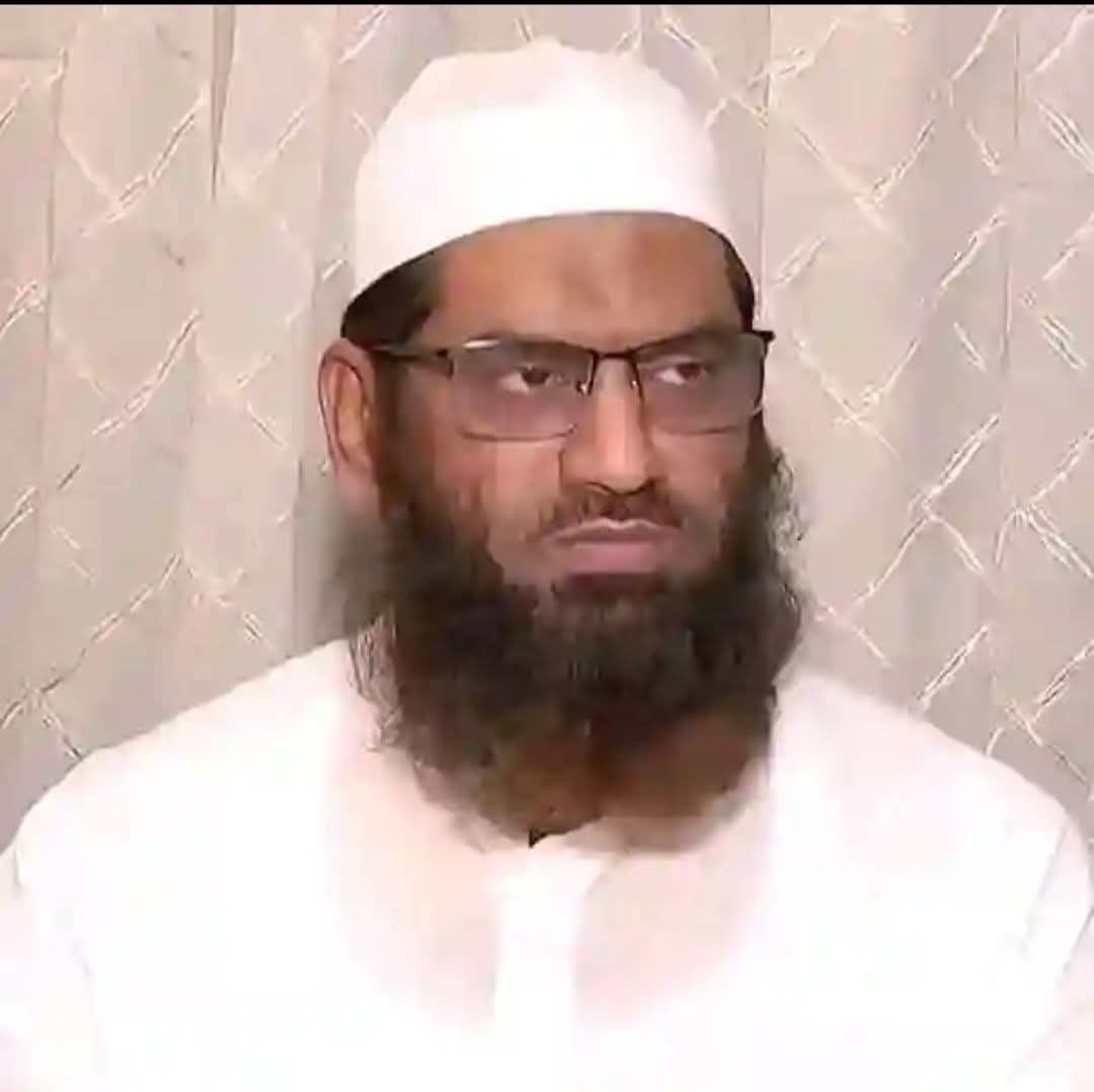 বিভিন্ন মতের আলেমদের দুঃসময়ে পাশে দাঁড়িয়েছে বিএনপির আইনজীবীরা — অভিযোগ বিএনপি সমর্থকদের