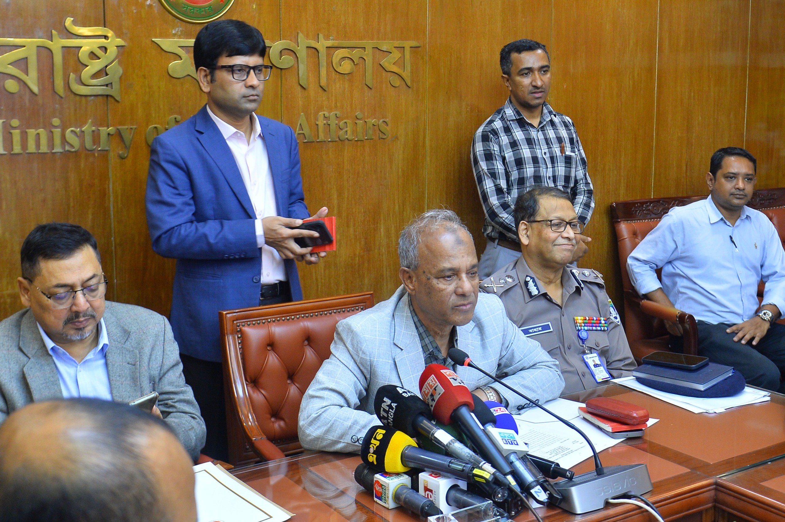 তারেক রহমানের নিরাপত্তায় ‘বিশেষ প্রস্তুতি’—স্বরাষ্ট্র উপদেষ্টা