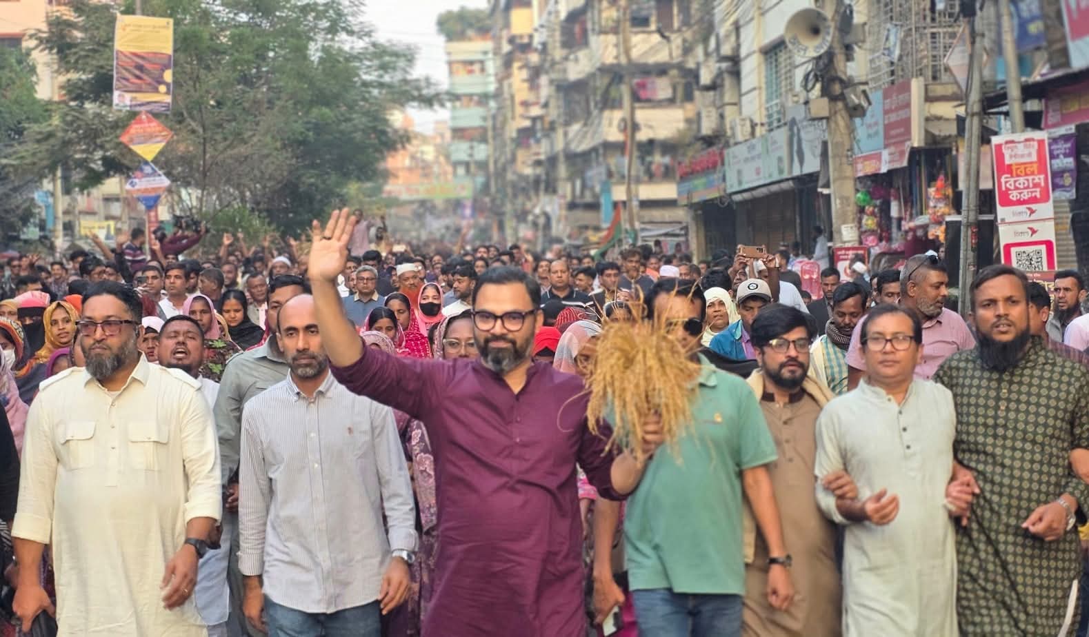 ধর্মকে রাজনৈতিক স্বার্থে ব্যবহার করছে কিছু দল: আমিনুল হক