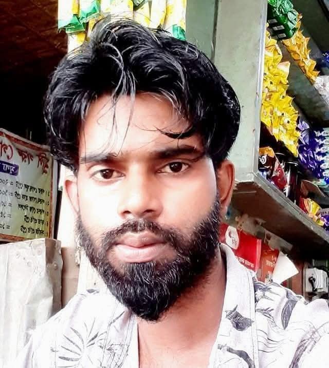 বীরগঞ্জে মাদকসম্রাট রুবেল ইসলাম ২১০ পিস ইয়াবাসহ গ্রেফতার