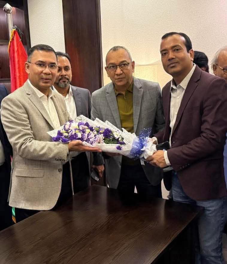 তারেক রহমানের নেতৃত্বে নতুন প্রত্যাশা: কেন্দ্রীয় ছাত্রদলের পক্ষ থেকে ফুলেল শুভেচ্ছা