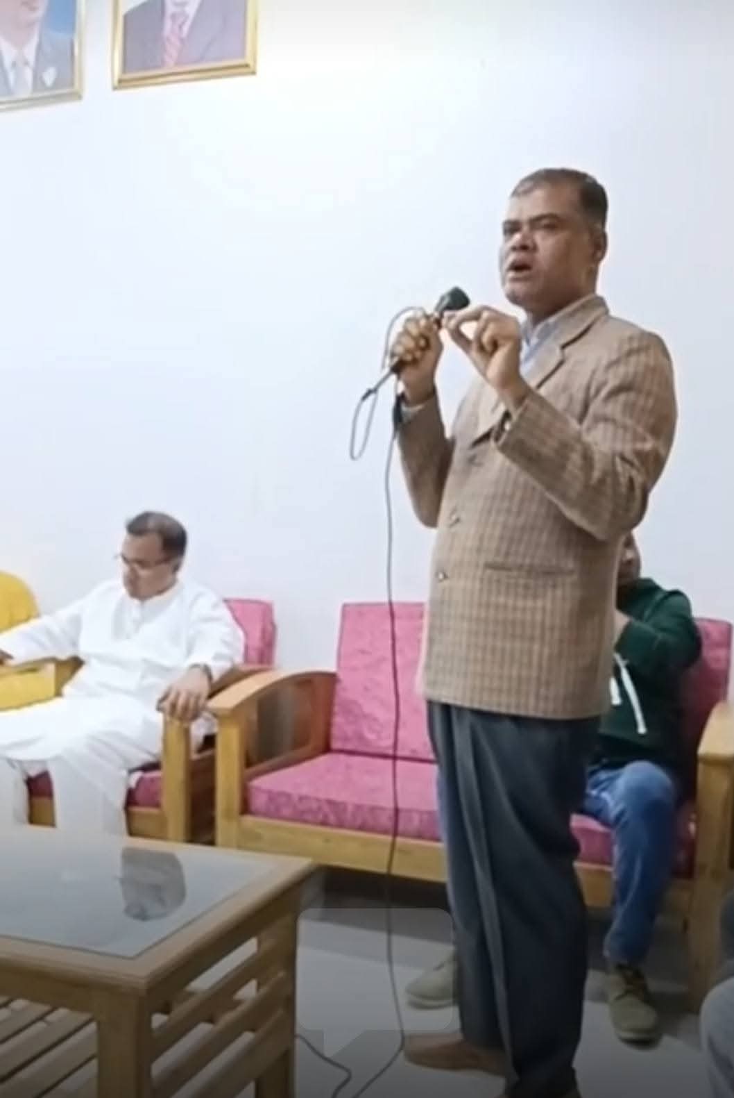 দাউদকান্দিতে বিএনপির সাংগঠনিক শক্তি আরও সুদৃঢ় গোয়ালমারী ইউনিয়ন চেয়ারম্যান আব্দুল মান্নান প্রধানের বিএনপিতে যোগদান