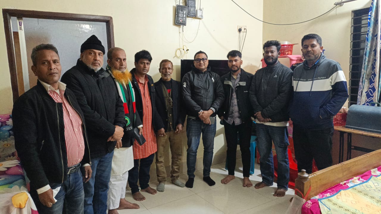 দাউদকান্দিতে সাংবাদিক ঐক্যের নীরব বার্তা: প্রশ্নের মুখে ক্ষমতা, দৃঢ় অবস্থানে কলম