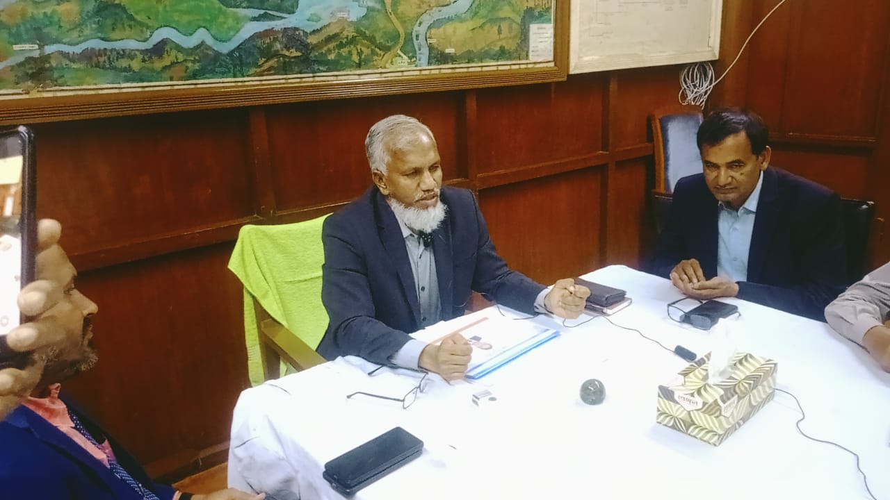 নির্ধারিত সময়ের আগেই কেপিএম থেকে বিএসও’র মাধ্যমে ইসিতে গেল ৯১৪ মেট্রিক টন কাগজ বাজার মূল্য ১১ কোটি টাকার বেশি