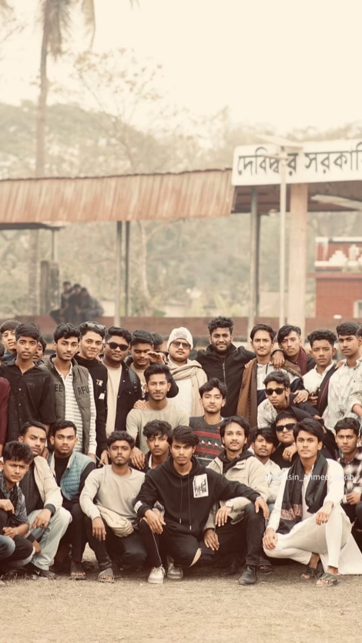 দেবিদ্বারে কিশোর গ্যাংয়ের তাণ্ডব: চাঁদা না পেয়ে গ্যারেজ ব্যবসায়ীর ওপর হামলা, লুটপাটে ক্ষয়ক্ষতি প্রায় ৩ লাখ টাকা