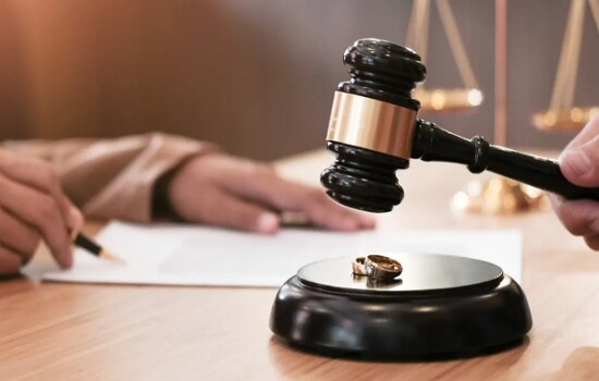 দ্বিতীয় বিয়ে নিয়ে হাইকোর্টের রায়: আইন, নৈতিকতা ও সমাজবাস্তবতার নতুন বিতর্ক