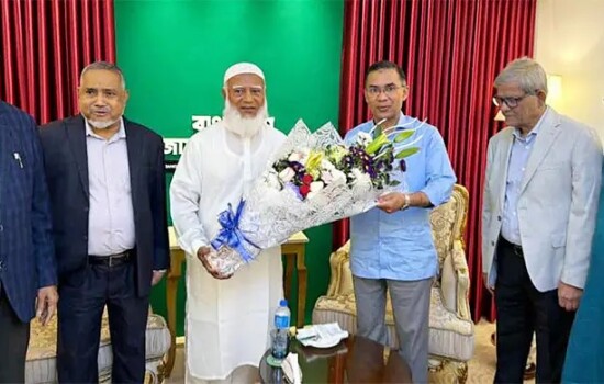 🤝 তারেক–শফিক বৈঠক, রাতেই নাহিদের বাসায়