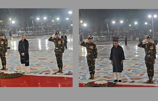 কেন্দ্রীয় শহীদ মিনার-এ রাষ্ট্রপতি ও প্রধানমন্ত্রীর শ্রদ্ধাঞ্জলি একুশের প্রথম প্রহরে ভাষা শহীদদের প্রতি গভীর শ্রদ্ধা