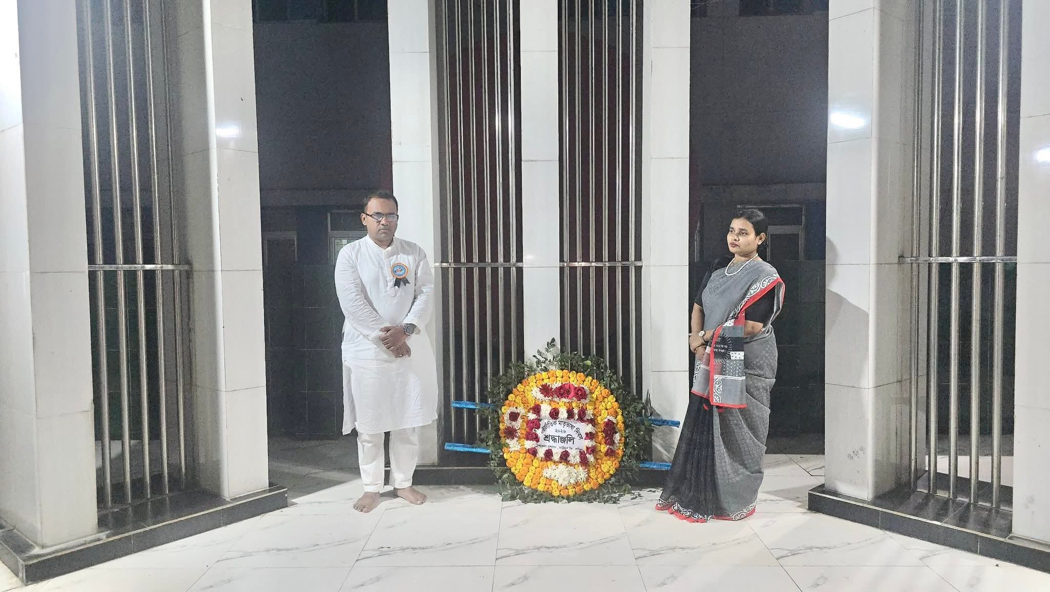 একুশের প্রথম প্রহরে দাউদকান্দি শহীদ মিনারে ড. খন্দকার মারুফ হোসেনের শ্রদ্ধাঞ্জলি