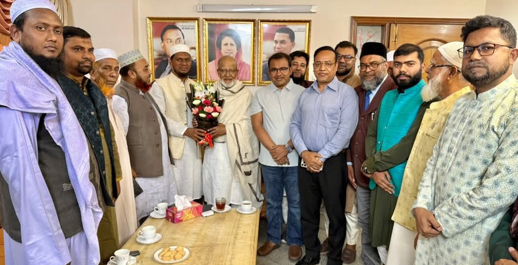 সম্প্রীতির রাজনীতির ইঙ্গিত: কুমিল্লায় সৌজন্য সাক্ষাতে ইতিবাচক বার্তা