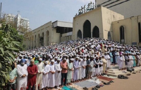 তিন বছর পর রমজানে পাঁচ জুমা, আজ জুমাতুল বিদা; শনিবার দেশে পবিত্র ঈদুল ফিতর