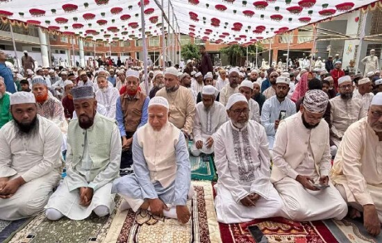 মিরপুরে ঈদের জামাতে ডা. শফিকুর রহমান, ঐক্যবদ্ধ হয়ে নতুন বাংলাদেশ গড়ার আহ্বান