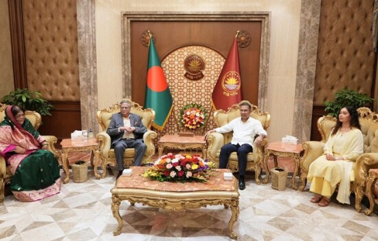 রাষ্ট্রপতির সঙ্গে প্রধানমন্ত্রীর সৌজন্য সাক্ষাৎ, স্বাধীনতা দিবসে প্রীতি ফুটবল ম্যাচের উদ্বোধন
