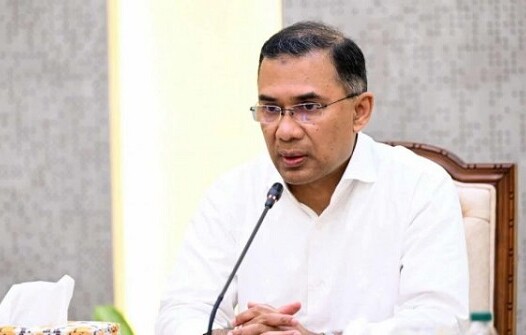 ব্যক্তিপূজার রাজনীতি নয়, সংযমের বার্তা—রাজধানীজুড়ে প্রধানমন্ত্রীর ছবি সম্বলিত বিলবোর্ড অপসারণের নির্দেশ