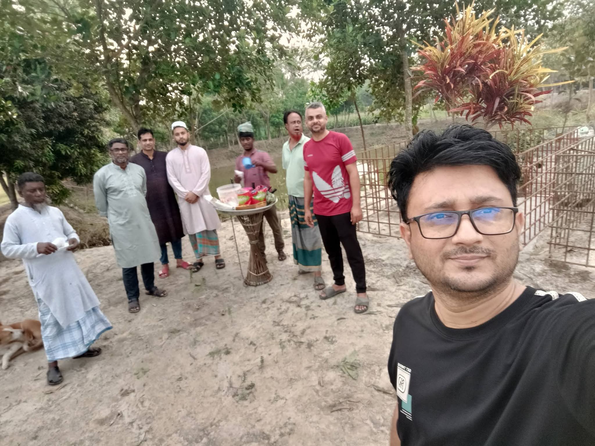 সেন্দি পূর্বপাড়া যুব সমাজের উদ্যোগে কবরস্থানে আলোকসজ্জা—মানবিকতায় উজ্জ্বল এক দৃষ্টান্ত