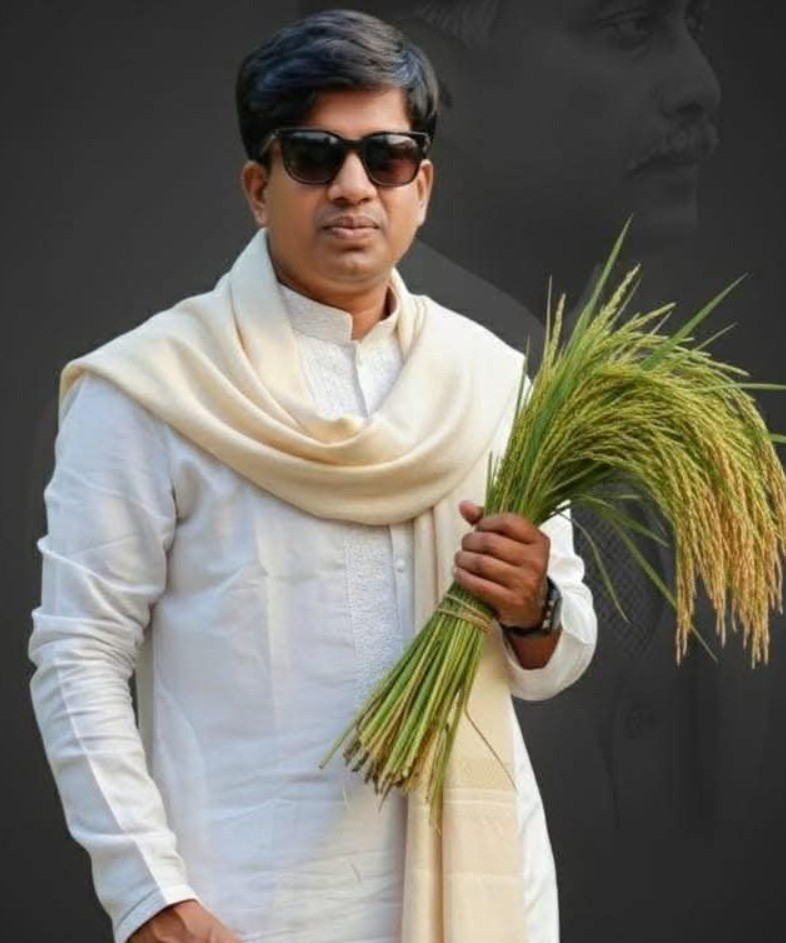 সংগ্রাম ও মানবিকতায় দাউদকান্দিতে আস্থার নাম রোমান খন্দকার