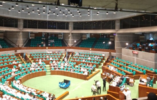 ১৩ দিনের বিরতি শেষে আবারও সরব জাতীয় সংসদ—রাষ্ট্রপতির ভাষণের ওপর শুরু আলোচনা