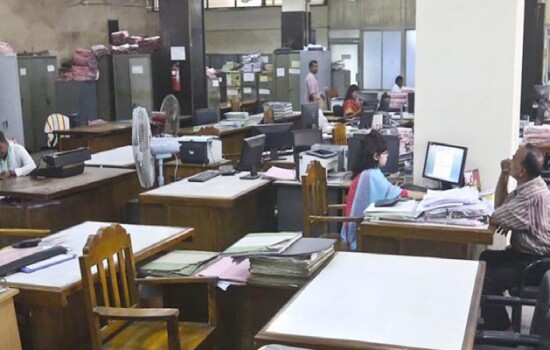 ঈদের টানা ৭ দিনের ছুটি শেষে মঙ্গলবার খুলছে অফিস-আদালত, ব্যাংক-বিমা ও শেয়ারবাজার