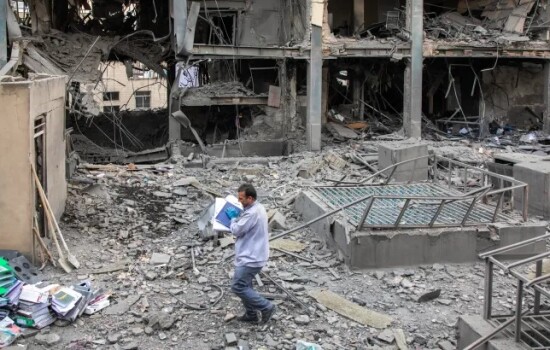 ইরানের মারকাজিতে যুক্তরাষ্ট্র-ইসরায়েলের হামলা: নিহত ১১, আহত ১৫