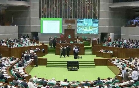 একদিনে ৩১ বিল পাস: সংসদে নতুন ইতিহাস, বিরোধীদের ওয়াকআউট