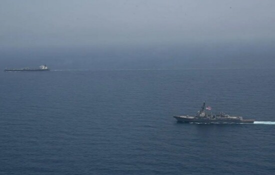 ইরানের হুঁশিয়ারি: নৌ-অবরোধ বাড়ালে পাল্টা জবাব