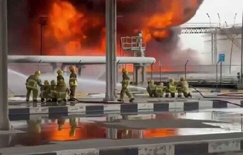 কুয়েত আন্তর্জাতিক বিমানবন্দরে ড্রোন হামলা: জ্বালানি ট্যাংকে ভয়াবহ আগুন, ইরানের বিরুদ্ধে অভিযোগ