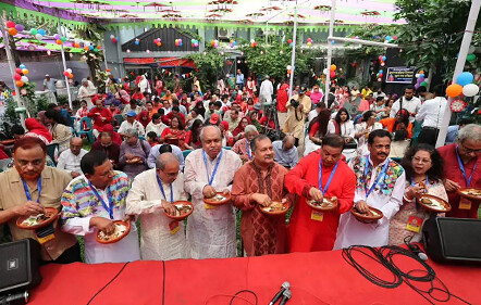 জাতীয় প্রেস ক্লাবে বর্ণাঢ্য আয়োজনে বাংলা নববর্ষ ১৪৩৩ উদযাপন