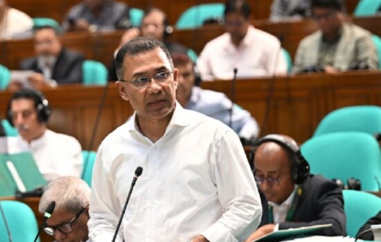 পাঁচ লাখ সরকারি চাকরির ঘোষণা, আসছে ‘ই-হেলথ কার্ড’—সংসদে প্রধানমন্ত্রীর সুখবর