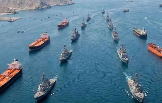 হরমুজ প্রণালি আবারও চালু: যুদ্ধবিরতির পর প্রথম দুই জাহাজ পার, টোল আরোপ ইরানের