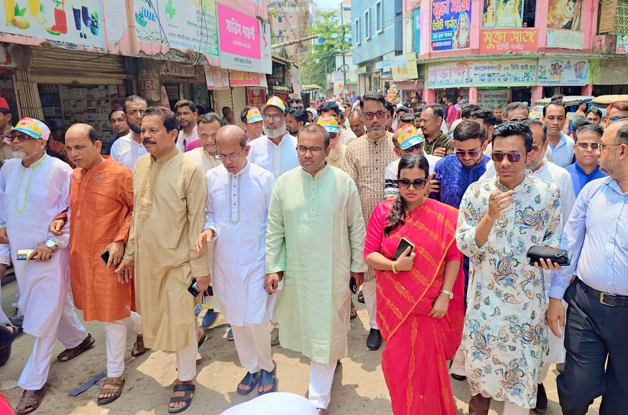 দাউদকান্দিতে বর্ণাঢ্য আয়োজনে পহেলা বৈশাখ উদযাপন, মিলনমেলায় পরিণত জনজীবন