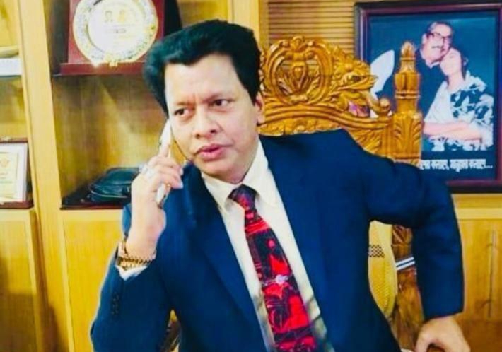 সংবাদ প্রকাশের পর দেশ ছাড়ার চেষ্টা, আন্ডা রফিক নিয়ে চাঞ্চল্য ‎প্রকাশ্যে দেখা যাওয়ার পর গা ঢাকা, গ্রেফতারের দাবিতে উত্তাল রূপগঞ্জ ‎