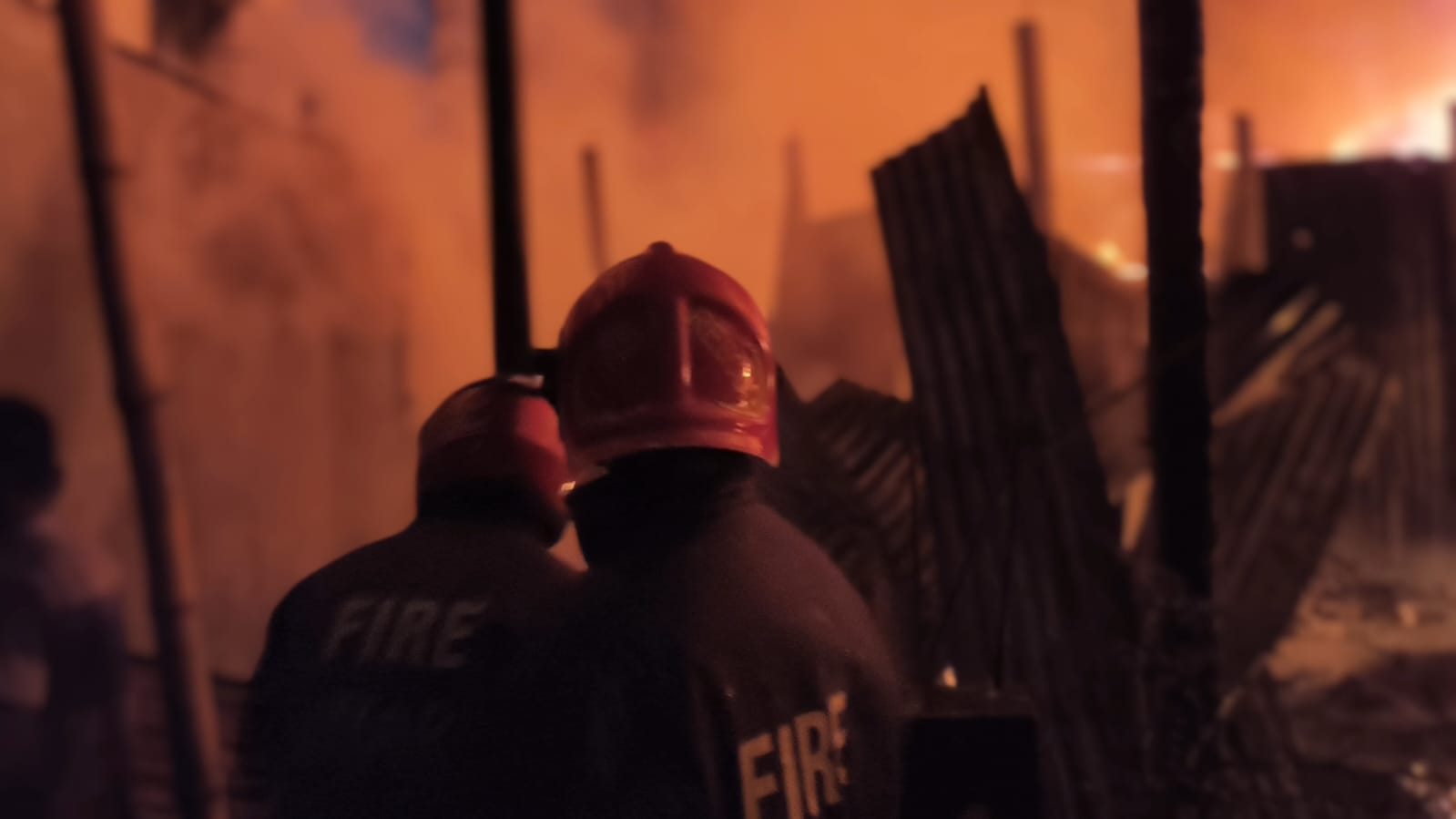 উত্তরার দিয়াবাড়ি বস্তিতে অগ্নিকাণ্ড, দ্রুত নিয়ন্ত্রণে ফায়ার সার্ভিস