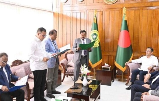 শপথ নিলেন নবনির্বাচিত ২ সংসদ সদস্য