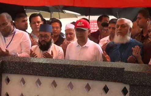 সিলেটে প্রধানমন্ত্রীর প্রথম সফর: হযরত শাহজালাল (রহ.) মাজার জিয়ারত, উন্নয়ন প্রকল্প ও ক্রীড়া আয়োজন উদ্বোধন