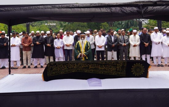 সাবেক স্বাস্থ্য প্রতিমন্ত্রী মিজানুর রহমান সিনহার জানাজা সম্পন্ন, অংশ নিলেন প্রধানমন্ত্রী ও তারেক রহমান