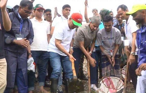 কাশিপুরে বাঁশিয়া নদী পুনঃখনন কাজের উদ্বোধন করলেন তারেক রহমান