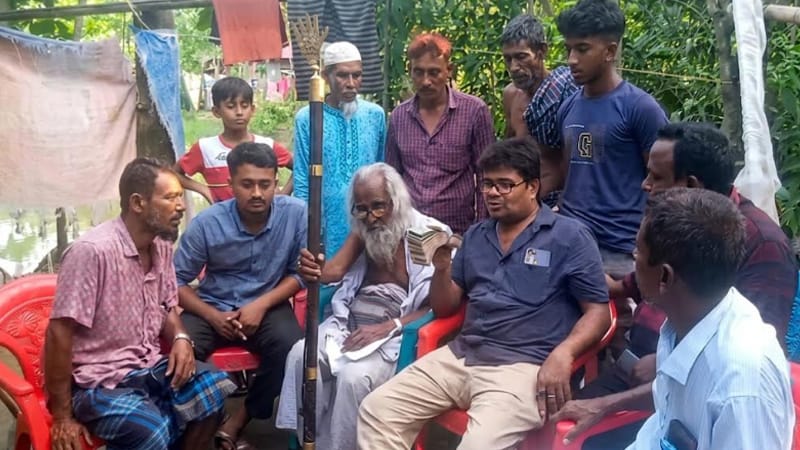 সাগরে হারিয়ে যাওয়া জেলে ফিরলেন ৫৪ বছর পর