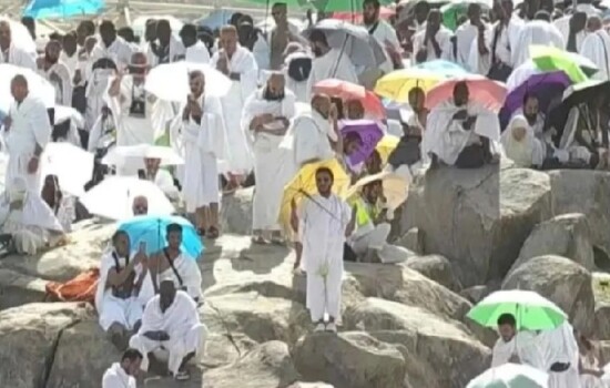 হজে গিয়ে ৩১ বাংলাদেশির মৃত্যু