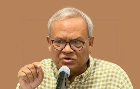 ‘সৎসাহস থাকলে দেশে ফিরে আইনের মুখোমুখি হোন’— শেখ হাসিনাকে রিজভীর চ্যালেঞ্জ